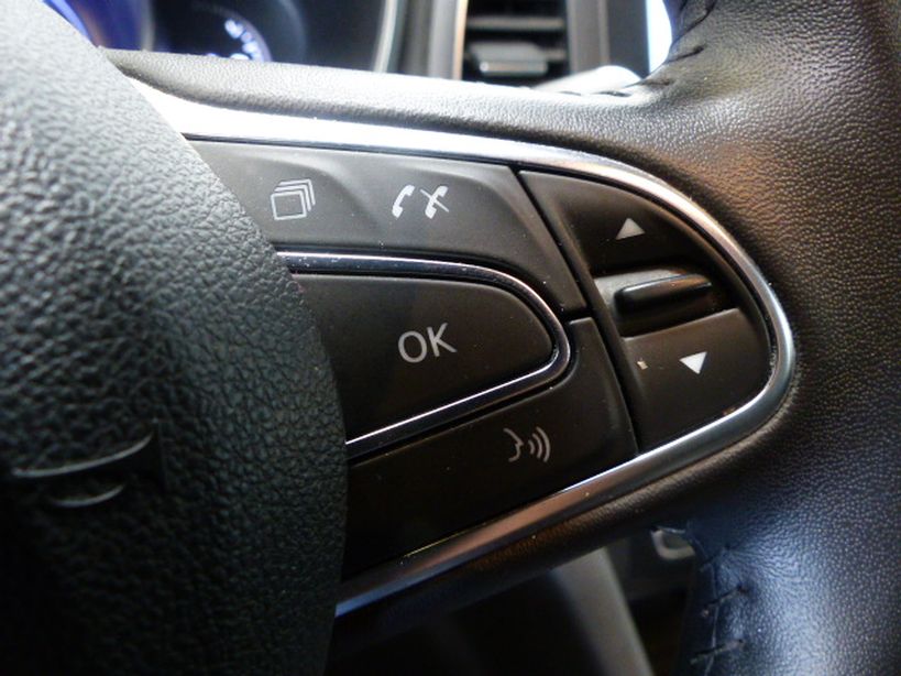 RENAULT MEGANE IV BERLINE BUSINESS 2019 - Photo n°26