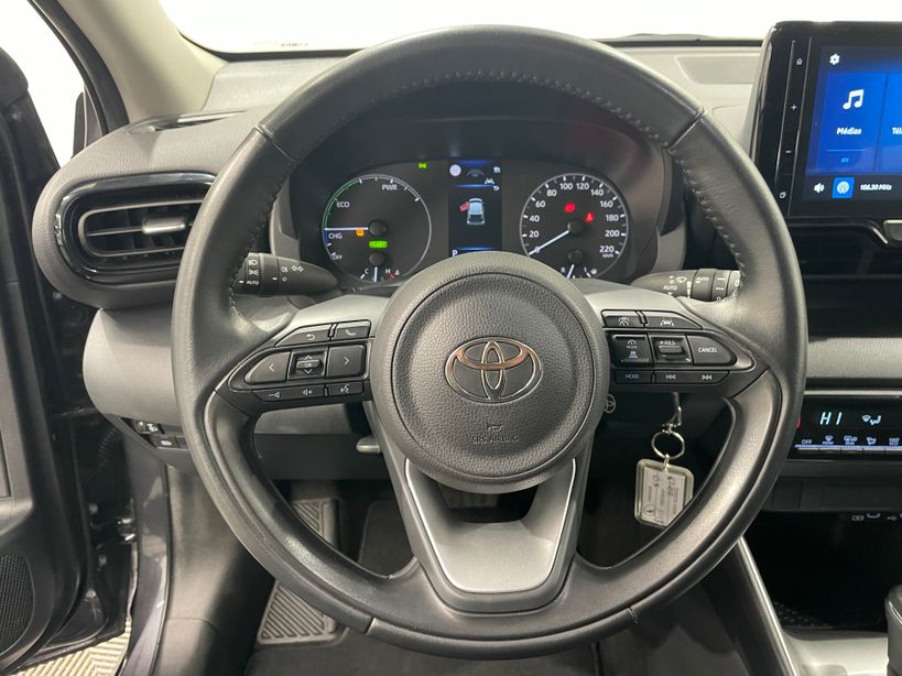 TOYOTA YARIS HYBRIDE 2025 - Photo n°11
