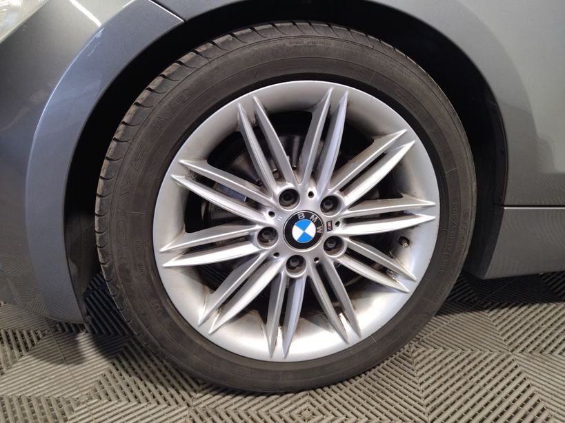 BMW SERIE 1 COUPE E82 LCI 2013 - Photo n°4