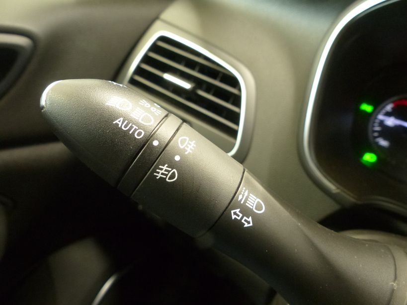 RENAULT MEGANE IV BERLINE 2021 - Photo n°27