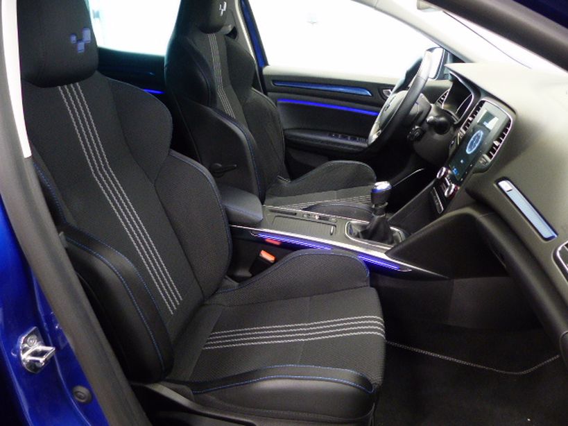 RENAULT MEGANE IV BERLINE 2018 - Photo n°14
