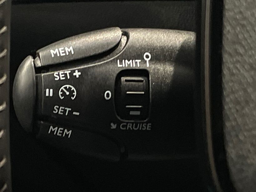 PEUGEOT 2008 2023 - Photo n°33