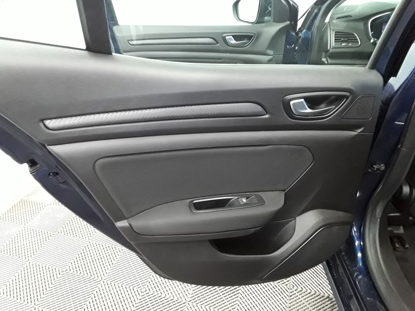 RENAULT MEGANE IV BERLINE BUSINESS 2020 - Photo n°20
