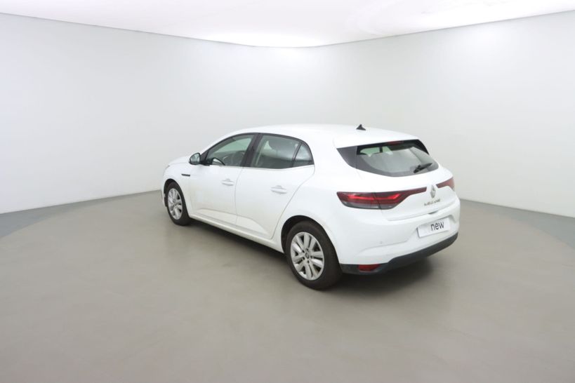 RENAULT MEGANE IV BERLINE 2021 - Photo n°5