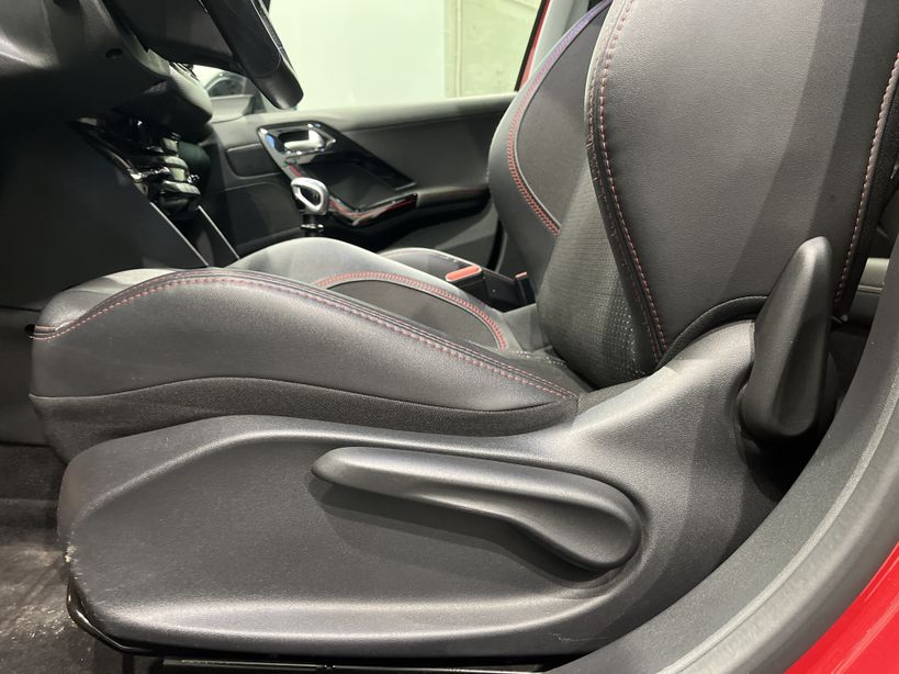 PEUGEOT 208 2019 - Photo n°34