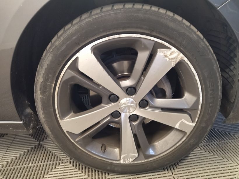 PEUGEOT 308 2020 - Photo n°7