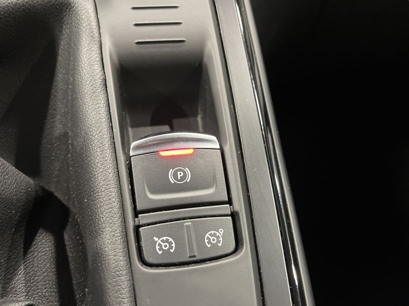RENAULT SCENIC IV 2018 - Photo n°17