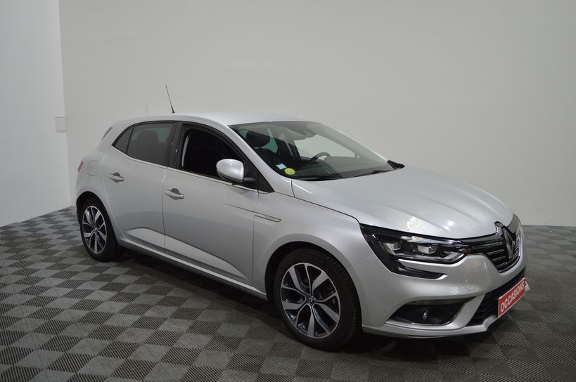 RENAULT MEGANE IV BERLINE 2017 - Photo n°2