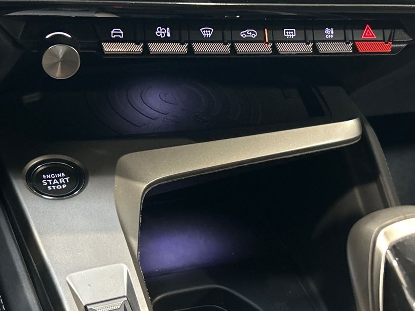 PEUGEOT 308 2023 - Photo n°18