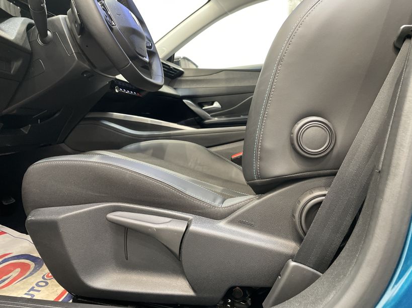 PEUGEOT 308 2024 - Photo n°38