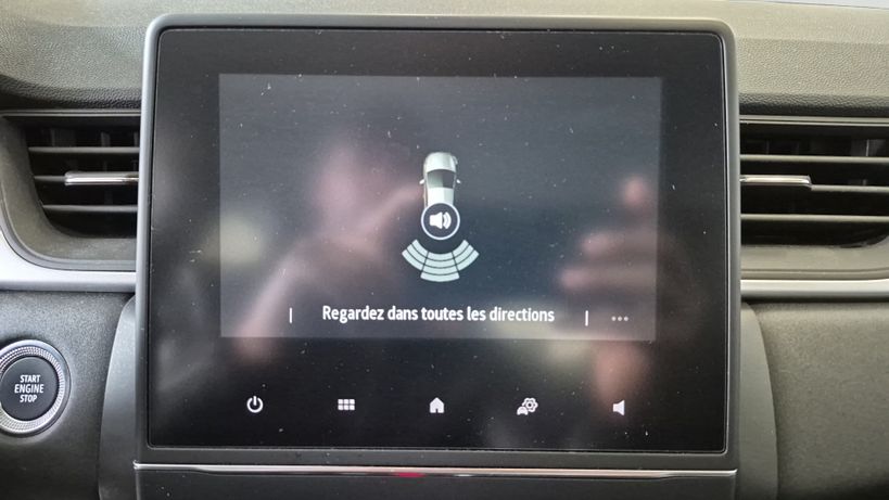 RENAULT CAPTUR 2023 - Photo n°13