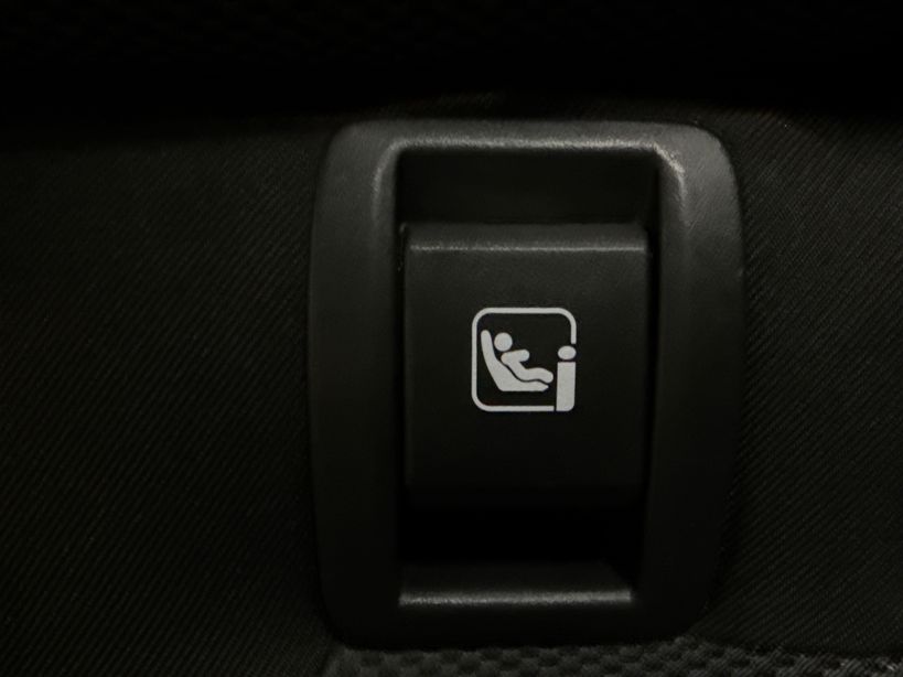 RENAULT MEGANE IV ESTATE 2022 - Photo n°41