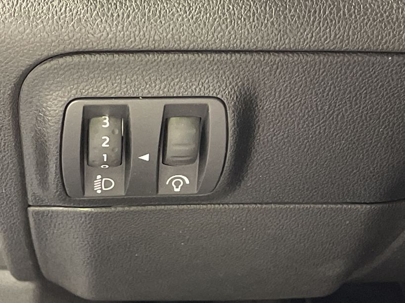 RENAULT MEGANE IV ESTATE 2021 - Photo n°24