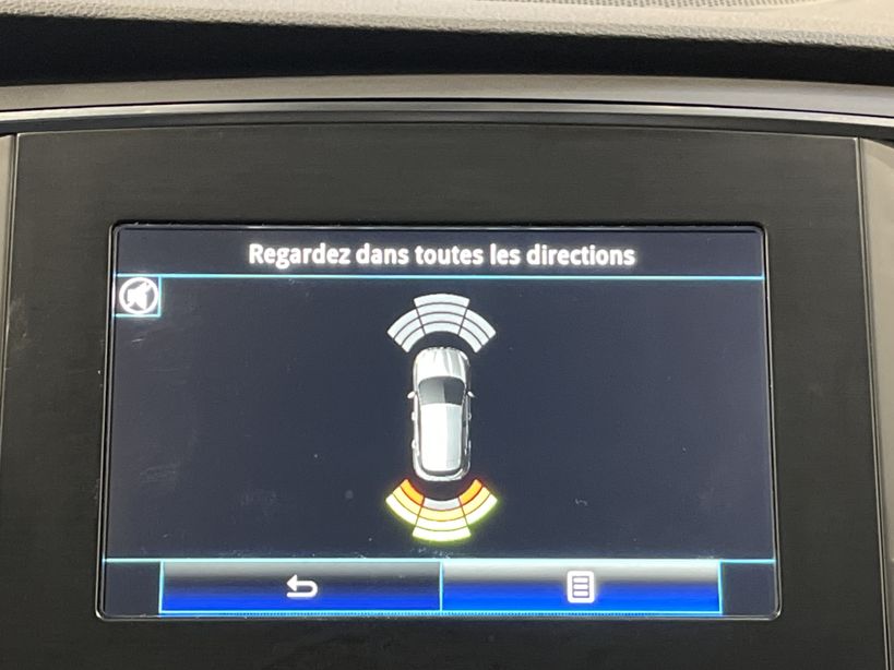 RENAULT MEGANE IV BERLINE BUSINESS 2019 - Photo n°13