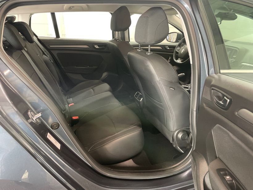 RENAULT MEGANE IV ESTATE 2022 - Photo n°8