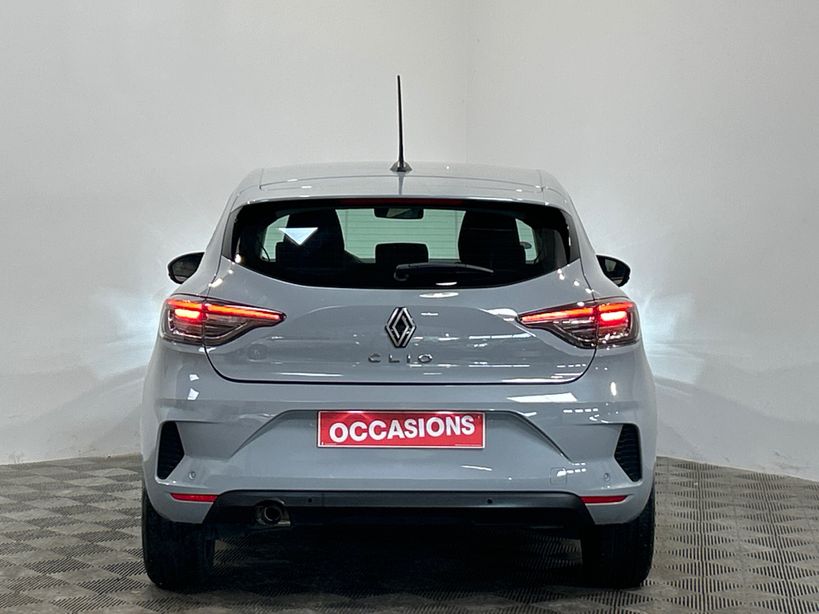 RENAULT CLIO V 2024 - Photo n°6