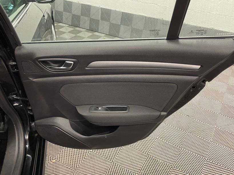 RENAULT MEGANE IV ESTATE 2022 - Photo n°33
