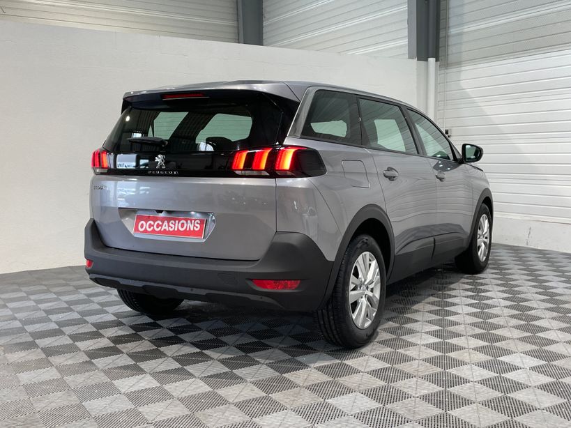 PEUGEOT 5008 2023 - Photo n°5