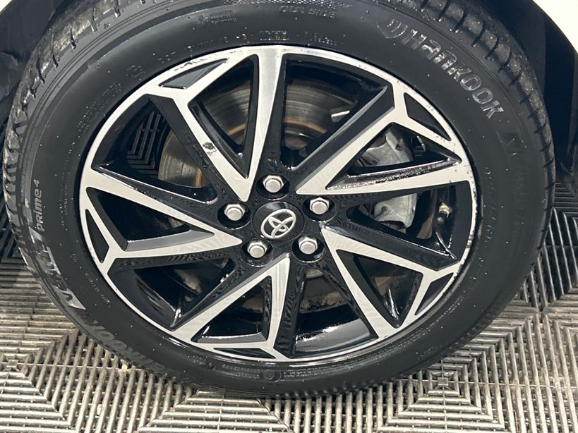 TOYOTA YARIS HYBRIDE MY22 2023 - Photo n°4