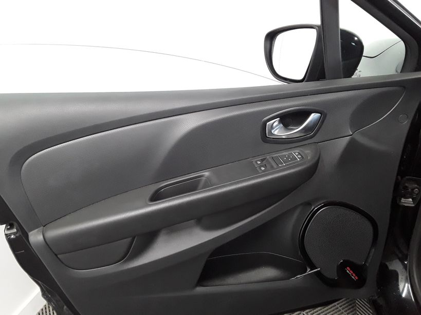 RENAULT CLIO IV 2018 - Photo n°14