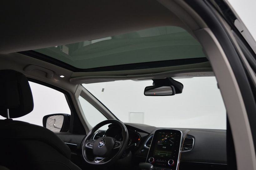RENAULT ESPACE V 2016 - Photo n°9