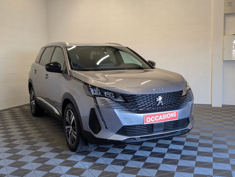 PEUGEOT 5008 2023 - Photo n°3