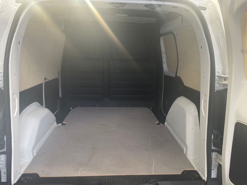 RENAULT KANGOO VAN 2024 - Photo n°5