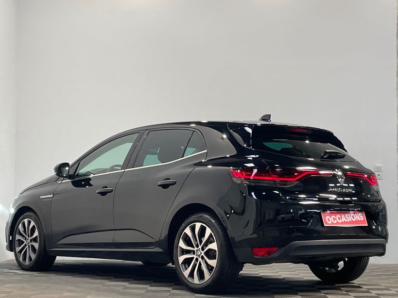 RENAULT MEGANE IV BERLINE 2023 - Photo n°4