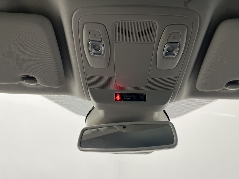 RENAULT MEGANE IV BERLINE 2020 - Photo n°24