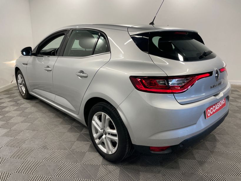 RENAULT MEGANE IV BERLINE BUSINESS 2020 - Photo n°8