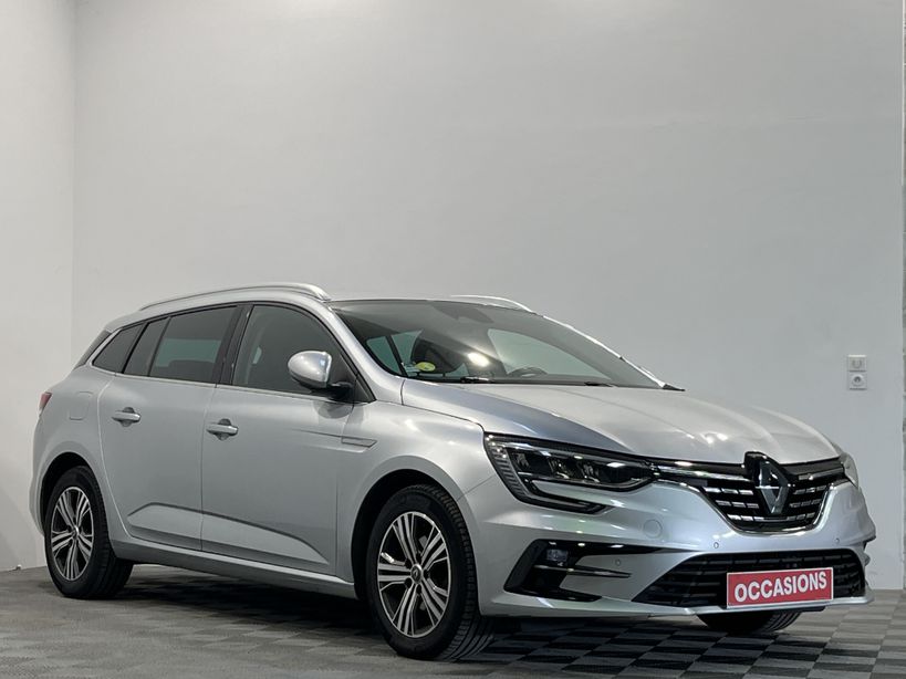 RENAULT MEGANE IV ESTATE 2021 - Photo n°2