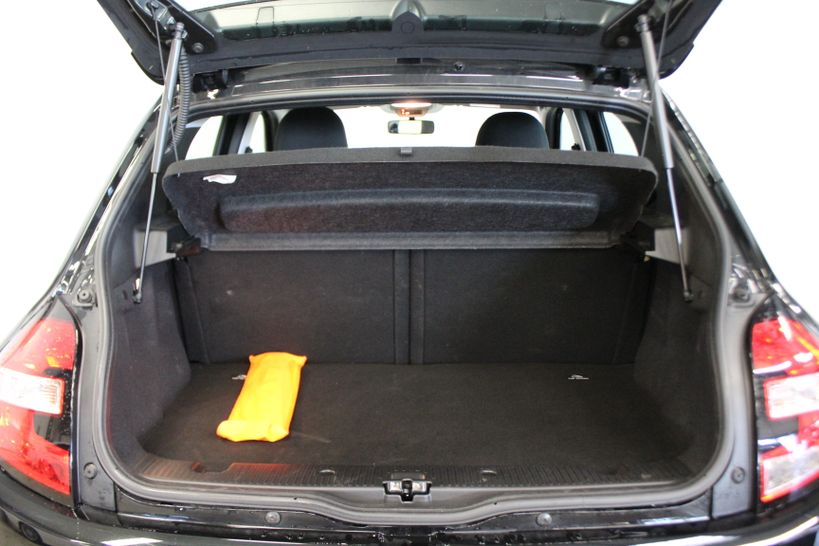 RENAULT TWINGO III 2019 - Photo n°9
