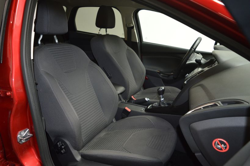 FORD FOCUS SW 2016 - Photo n°10
