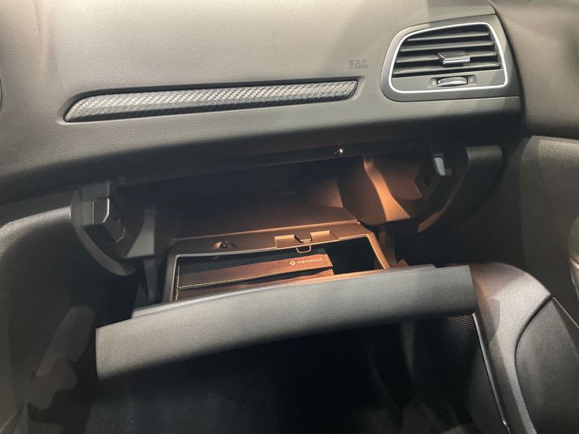 RENAULT MEGANE IV BERLINE BUSINESS 2020 - Photo n°25