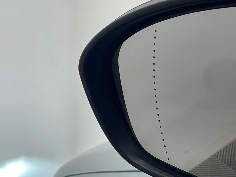 RENAULT MEGANE IV BERLINE 2021 - Photo n°46