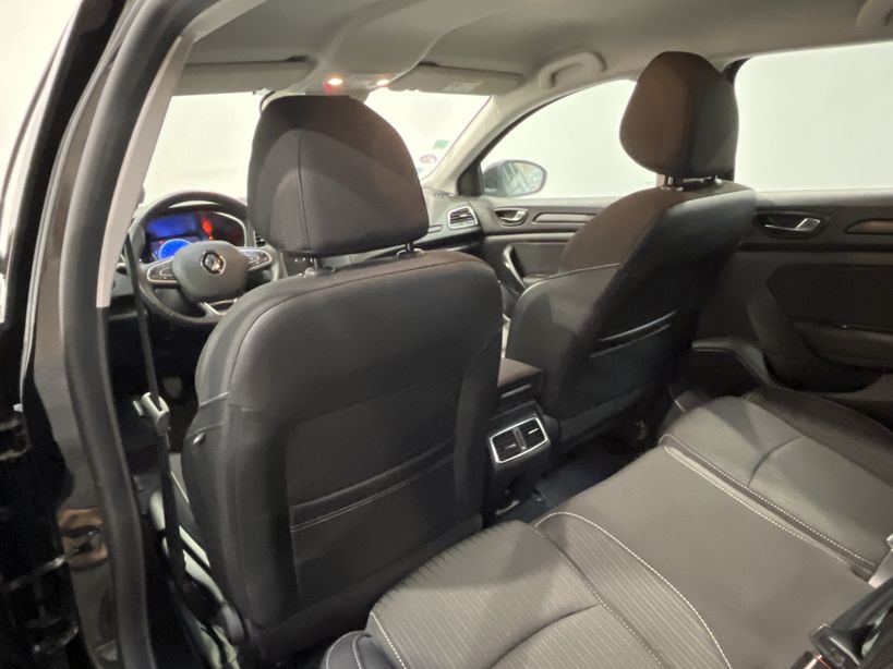 RENAULT MEGANE IV ESTATE BUSINESS 2019 - Photo n°38