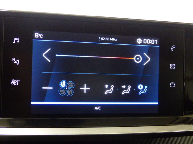 PEUGEOT 208 2022 - Photo n°7