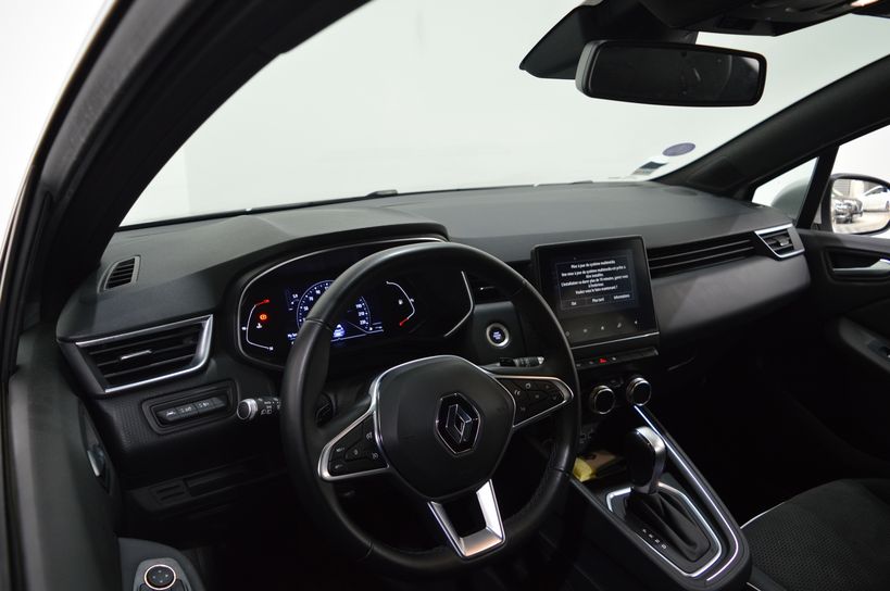 RENAULT CLIO V 2019 - Photo n°9