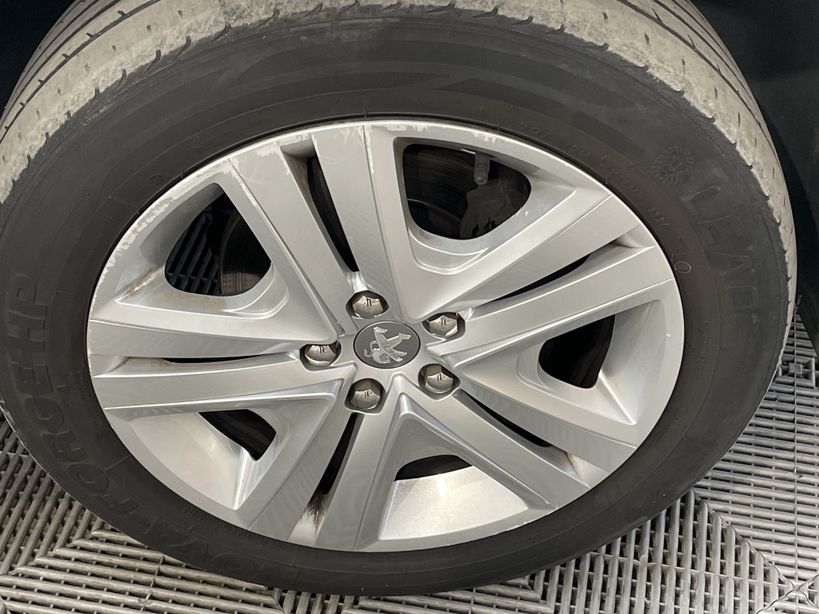 PEUGEOT 2008 2019 - Photo n°9