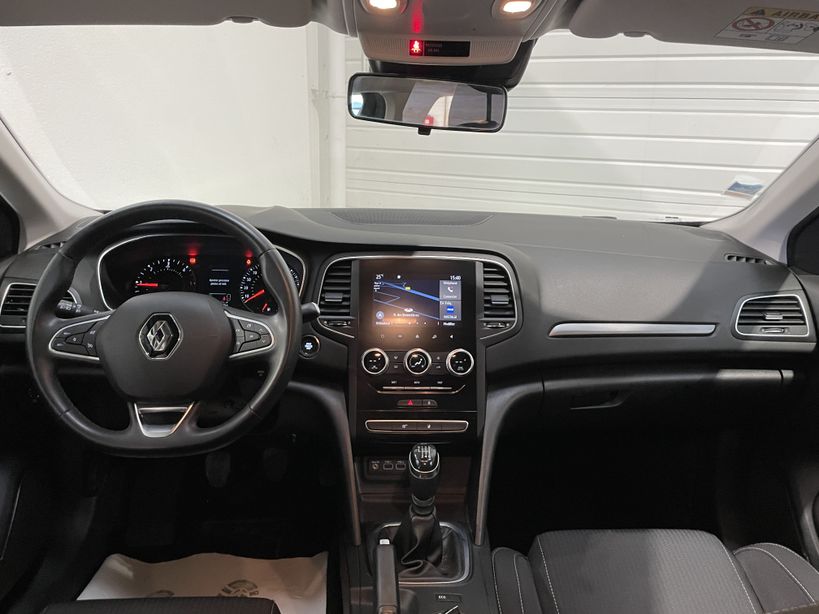 RENAULT MEGANE IV ESTATE 2021 - Photo n°12