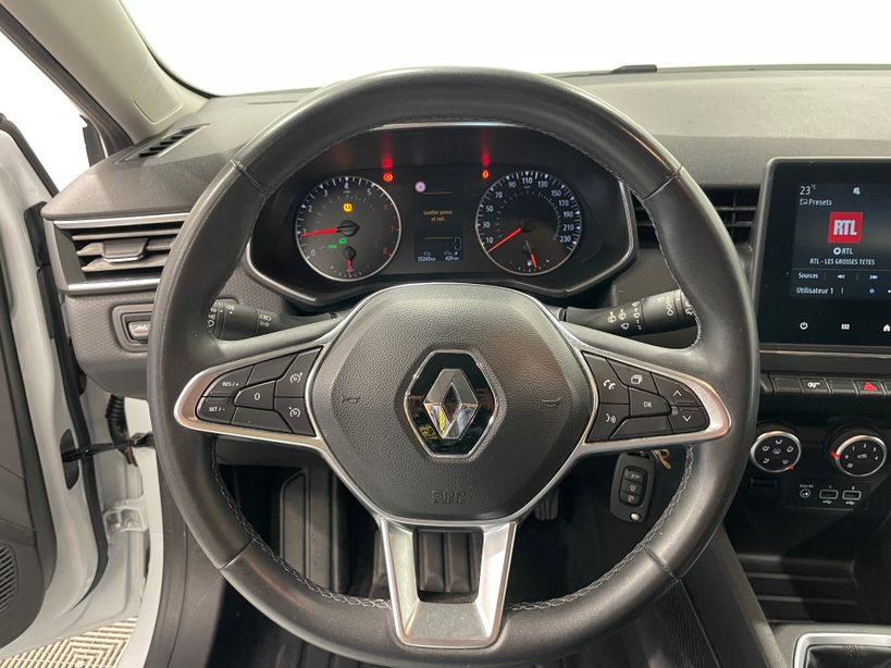 RENAULT CLIO V 2021 - Photo n°10