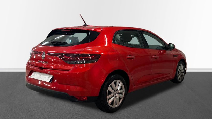 RENAULT MEGANE IV BERLINE 2022 - Photo n°5