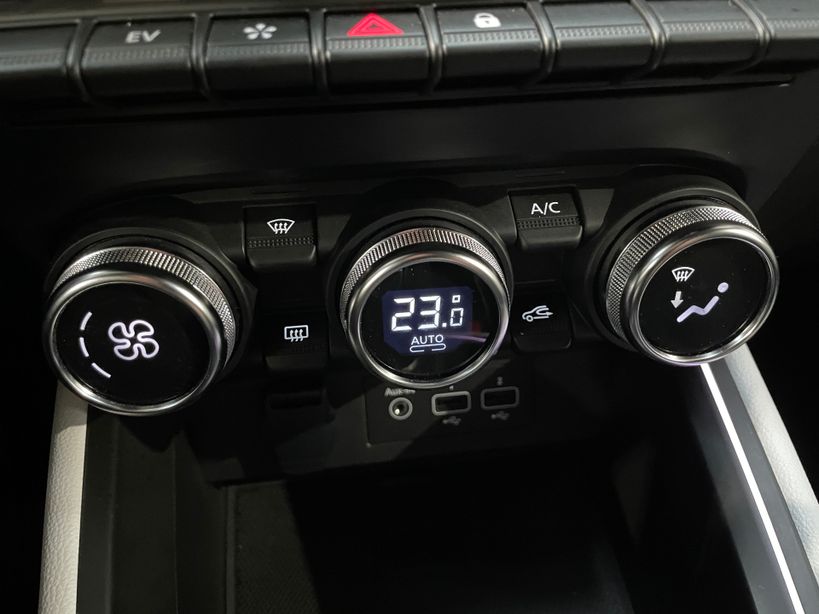 RENAULT CLIO V 2023 - Photo n°26