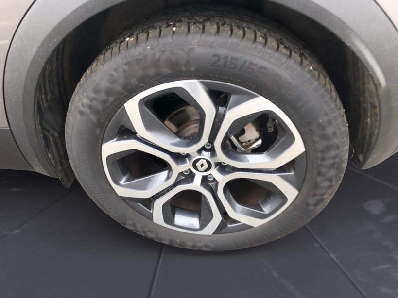 RENAULT CAPTUR 2022 - Photo n°9