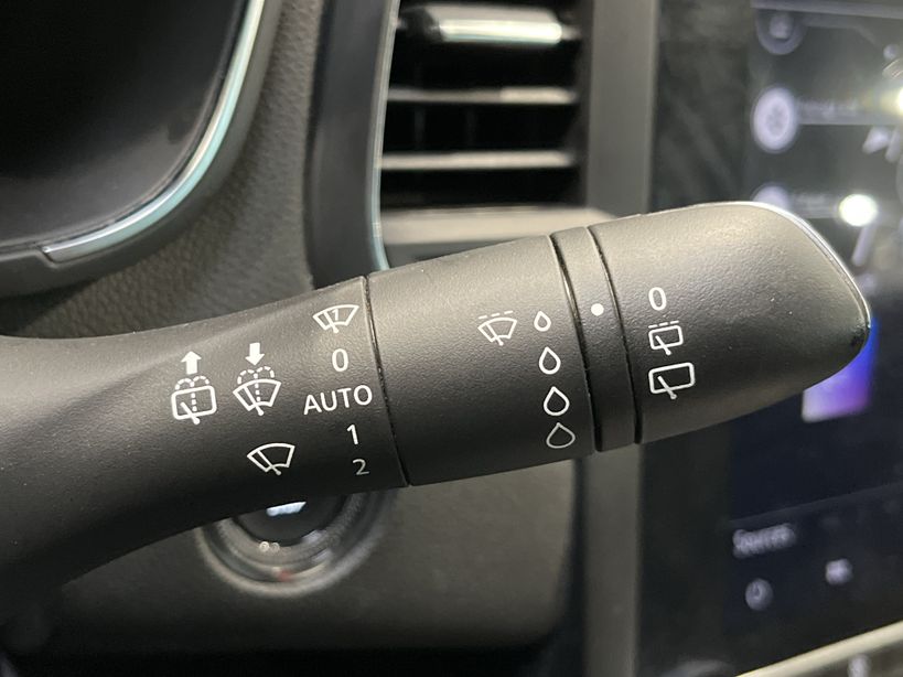 RENAULT MEGANE IV ESTATE 2021 - Photo n°29