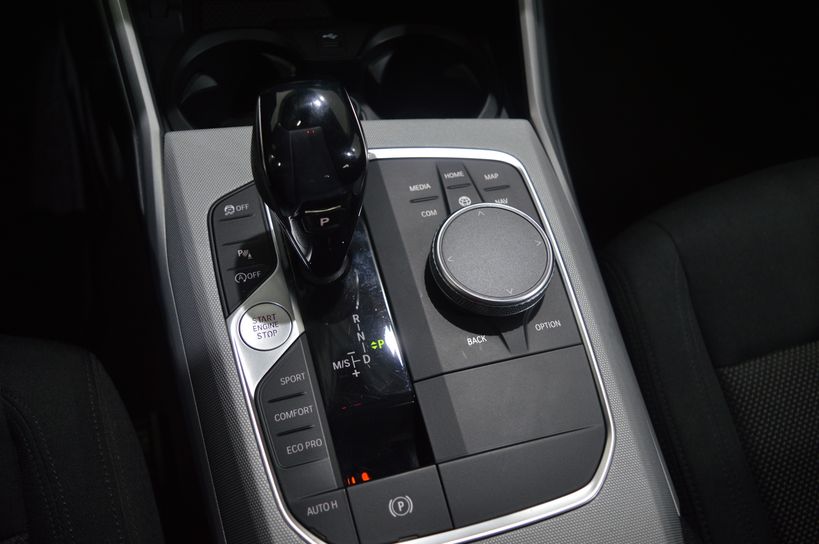 BMW SERIE 3 G20 2019 - Photo n°18