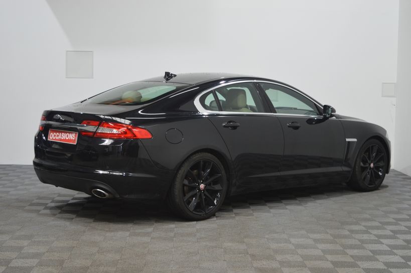 JAGUAR XF 2014 - Photo n°4