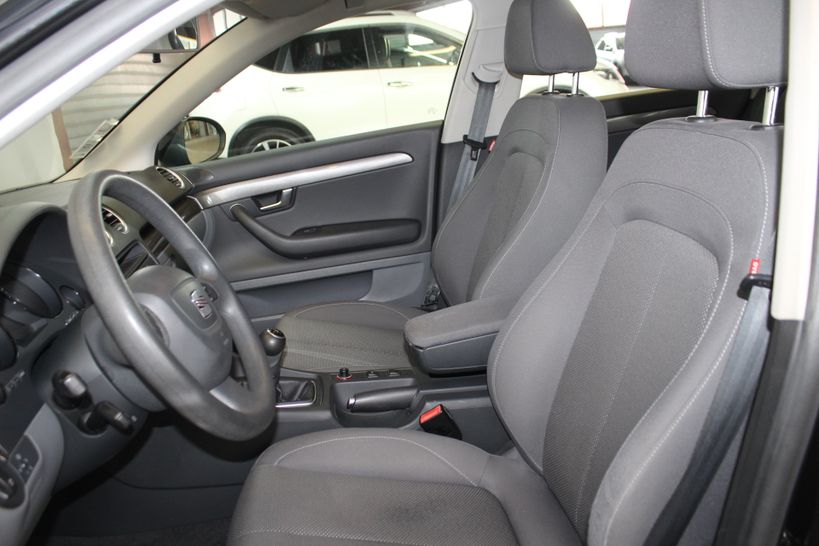SEAT EXEO ST 2011 - Photo n°7