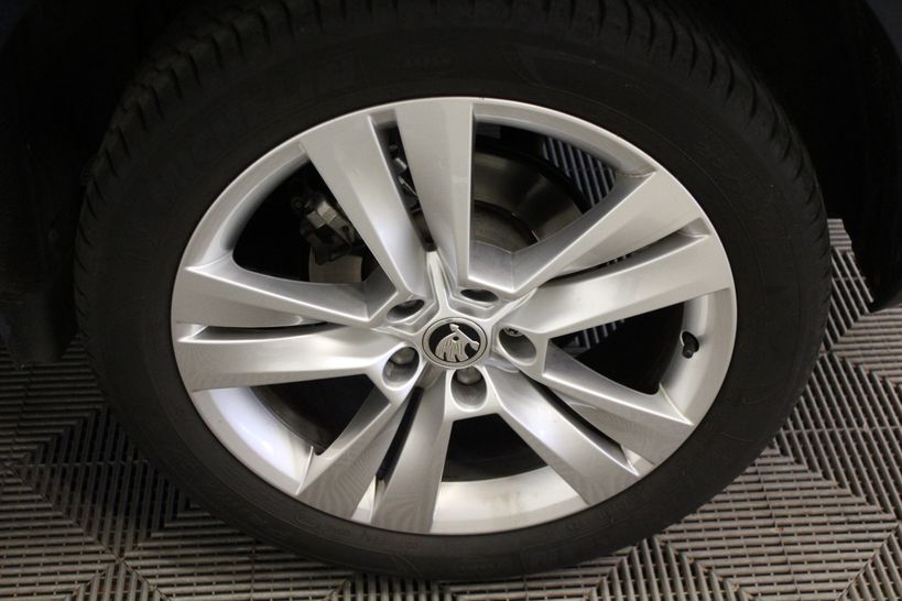 SKODA KAROQ 2018 - Photo n°37