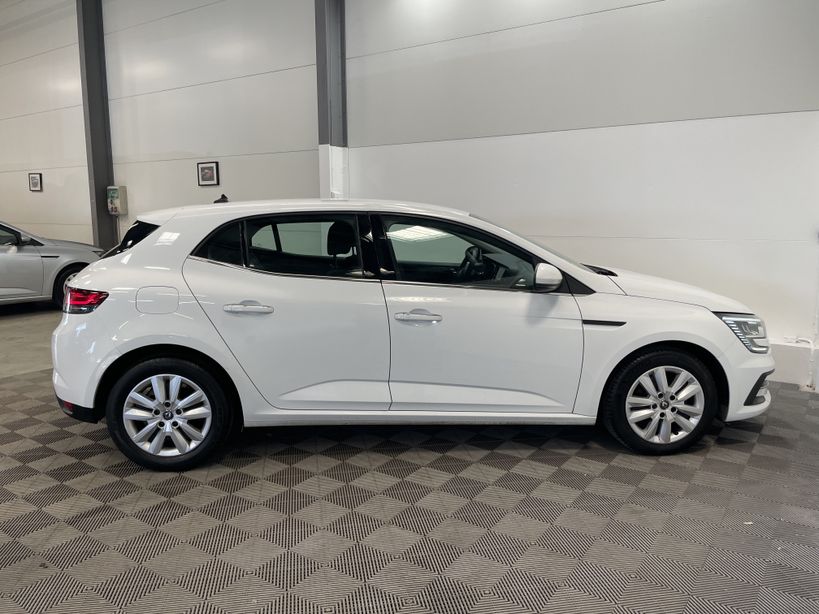 RENAULT MEGANE IV BERLINE 2021 - Photo n°28
